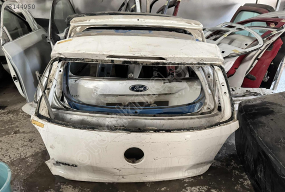 VOLKSWAGEN POLO BAGAJ KAPAĞI ORJİNAL EYUPCAN OTO'DA