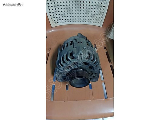 WV Bora Golf4 Jetta orjinal 030903023j şarj dinamosu 2.500 TL