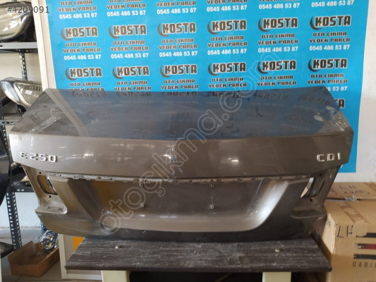 MERCEDES E250  BAGAJ KAPAĞI