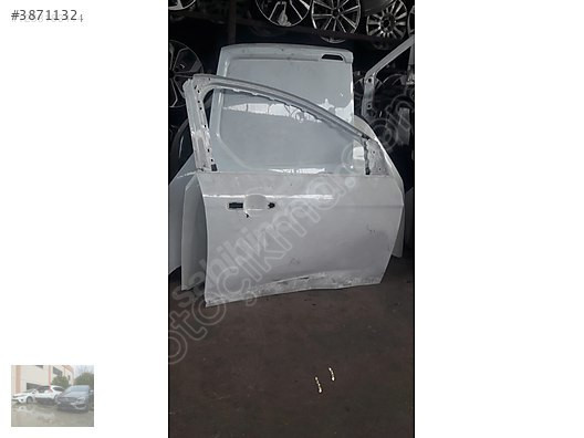 FORD FOCUS SAĞ ÖN KAPI ''ÜNALLAR OTO YEDEK PARÇA''DA