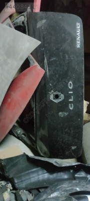 Renault Clio 3 bagaj kapağı