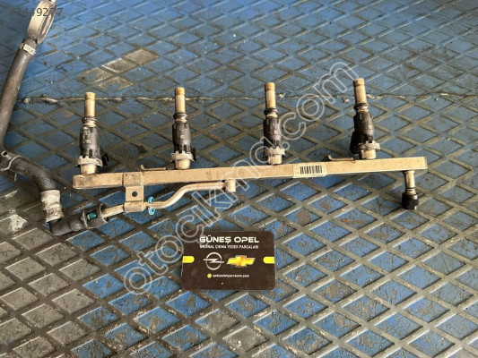 OPEL ASTRA H 1.6 Z16XER ENJEKTÖR TAKIMI KÜTÜĞÜ GM 55559375