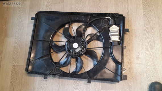 Mercedes B 246 FAN  A2465000093