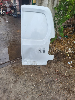 Fiat doblo bagaj kapağı