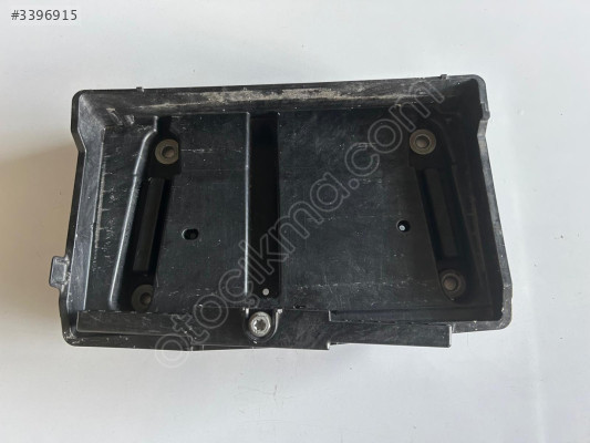 Çıkma Akü Tablası Mercedes-Benz E Serisi W213 A2056200118