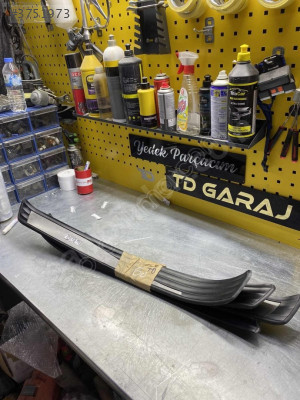BMW E60 KAPI EŞİGİ SET