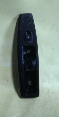 fiat doblo 2 sağ ön kapı cam düğmesi
