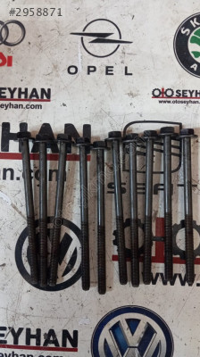 Opel Astra J 1.6 dizel silindir kapağı saplama takımı