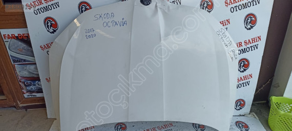 2017-2020 Skoda Octavia Motor Kaputu