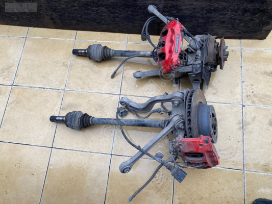 PORSCHE PANAMERA  ARKA TAŞIYICI AKS SAĞ SOL 2010/2016