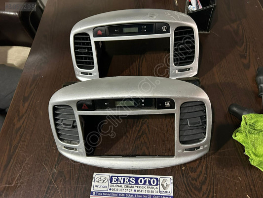 HYUNDAI ACCENT ERA TEYP ÇERÇEVESİ ORJİNAL KLİMA IZGARALARI