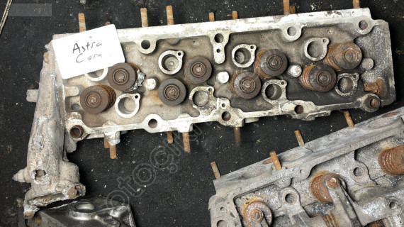 Opel Astra Corsa 1.6 Motor Silindir Kapağı