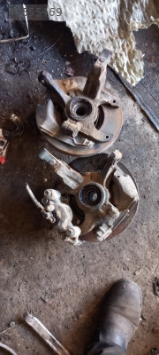 Çıkma mazda lantis ön taşıyıcı