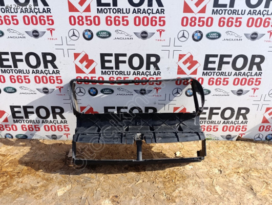 BMW 5 SERİSİ F10 RADYATÖR ÇERÇEVESİ ÇIKMA YEDEK PARÇA