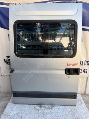 Renault Master 2 Sağ Sürgülü Kapı ORJİNAL