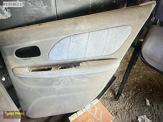 Hyundai Sonata kapı döşemesi