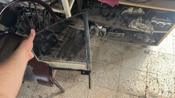 2012-2016 WV JETTA SAĞ ARKA KELEBEK CAMI ORJ ÇIKMA