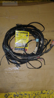 VOLKSWAGEN TRANSPORTER T5 SOL ARKA İÇ TESİSAT