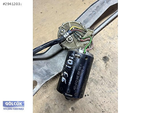 9 390 332 366 Seat İbiza Ön Cam Silecek Motoru Orjinal
