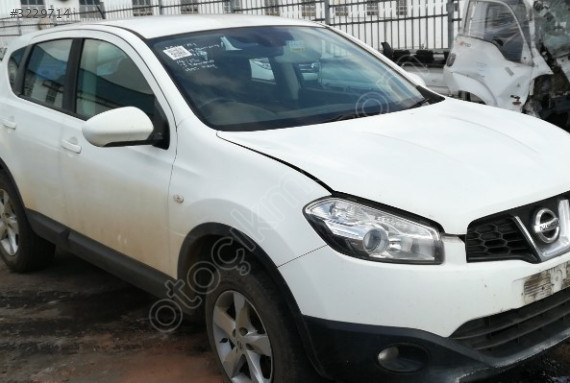 Qashqai J10 Sağ Ön Kapı ve Parçaları - Nissan - MİL OTO
