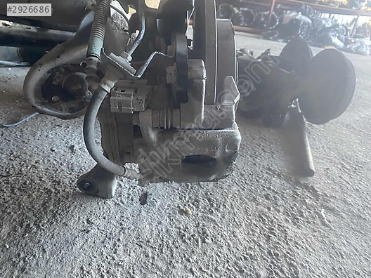 1.5 Nissan QashQai arka fren kaliperleri EMR OTOMATİV