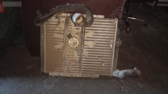 Renault 9,Renault 11 su radyatör fan