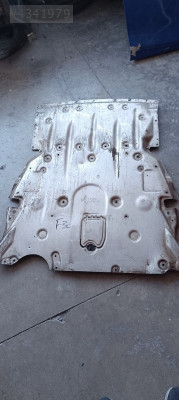 BMW 3 SERİ F30 ÇIKMA ORJİNAL MOTOR ALT MUHAFAZA 5175724177210