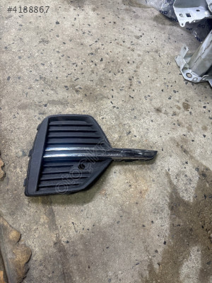 Volvo xc60 sağ sis kapağı