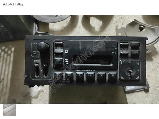 G CHEROKEE ORİJİNAL TEYP P4661999