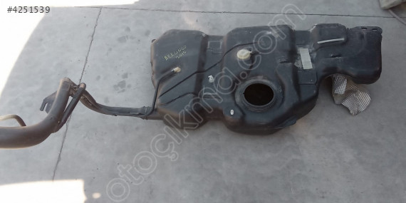 citroen berlingo 2015 1.6 çıkma orjinal yakıt deposu (son fiyat)