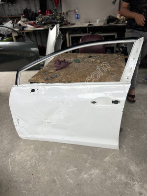 2013 Honda Civic İçin Çıkma Sol Ön Kapı Parçası