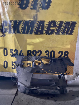 Bmw g30 ön tampon braketi sağ 8064968