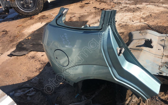 ford focus 1 hatchback kesme sağ arka çamurluk (son fiyat)
