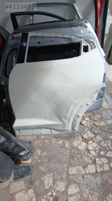 NISSAN JUKE F16 SOL ARKA KAPI (SEDEFLİ BEYAZ RENK) ORİJİNAL