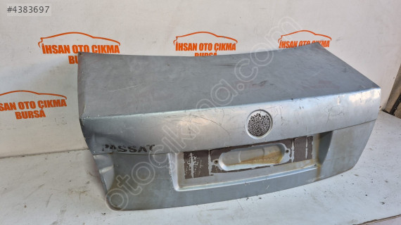 Passat 2001 2005 bagaj kapağı az hasarlı orijinal