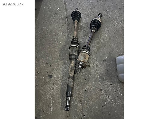 FORD CONNECT 75LİK ÇIKMA SAĞ-SOL AKS