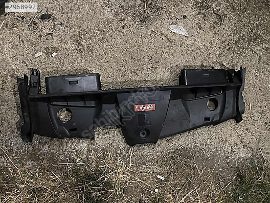 MERCEDES W207 ORJ. FAN KAPAĞI PANEL ÜST KAPLAMASI -A2075000355