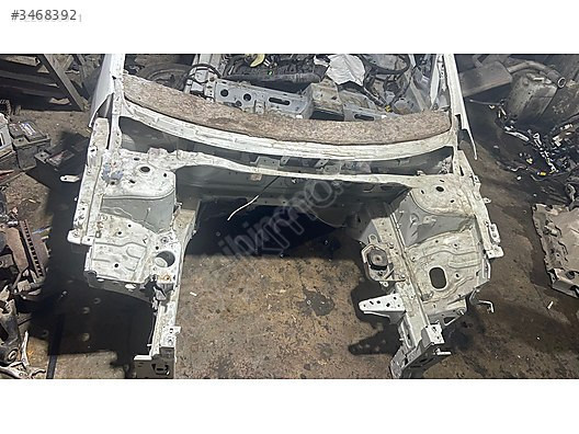 RENAULT MEGANE 4 SAĞ SOL ÖN ŞASİ KESME KONUK OTO 05366077016