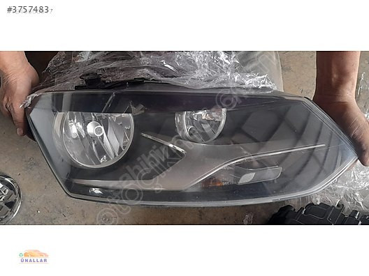 2013 VW POLO SAĞ FAR 'ÜNALLAR OTO ÇIKMA YEDEK PARÇA' DA