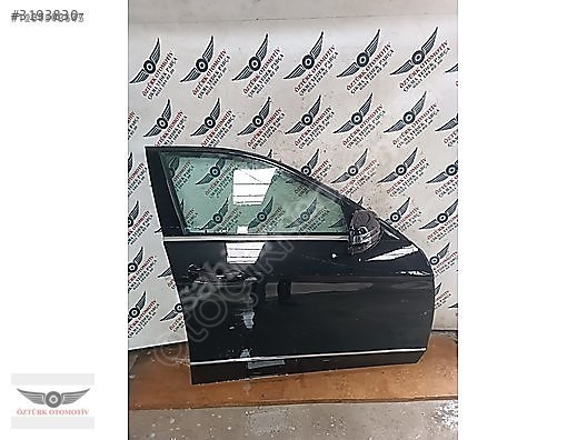 MERCEDES W212-E CLAS SAĞ ÖN KAPI ORIJINAL ÇIKMA