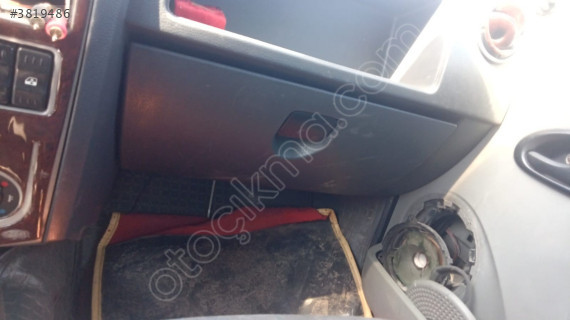 Dacia Logan torpido kapak yedek parça