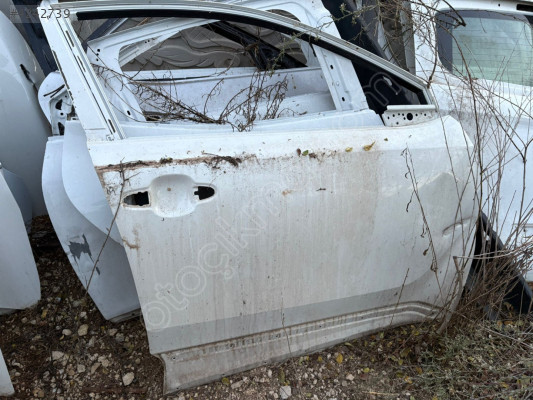 Toyota chr sağ ön kapı 16-23