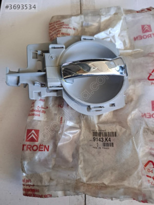 Citreon C3 kapı açma kolu sol 9143K4
