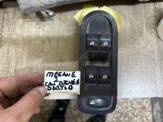 RENAULT MEGANE 2 CAM DÜĞMESİ ORJINAL ÇIKMA TEMİZ 4 LÜ