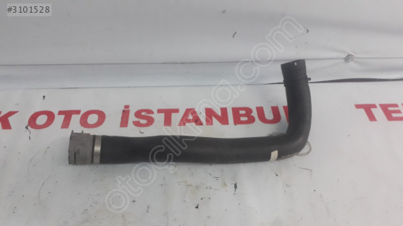 Mercedes C 205 HORTUM RADYATÖR ÜST A6262030282 DİZEL