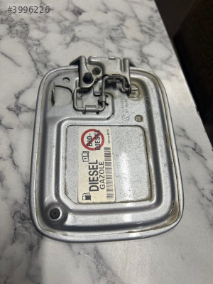 VW CADYY ÇIKMA ORJİNAL DEPO KAPAĞI