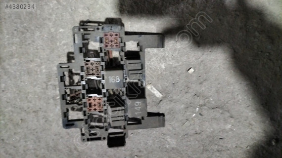 Ford Galaxy sigorta kutusu orj çıkma