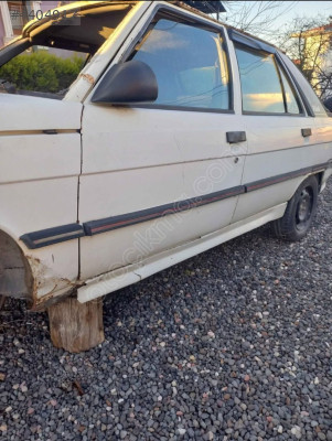 R9 Broadway - R11 Flash Kapı Çıtası / Bandı ( Kırmızı )