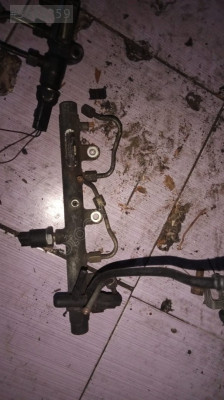 Partner,Berlingo 2.0 HDI enjektor rampası yedek parça