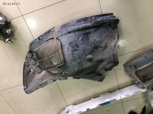BMW 5 SERİSİ G60 SOL ÖN DAVLUMBAZ 51759621241